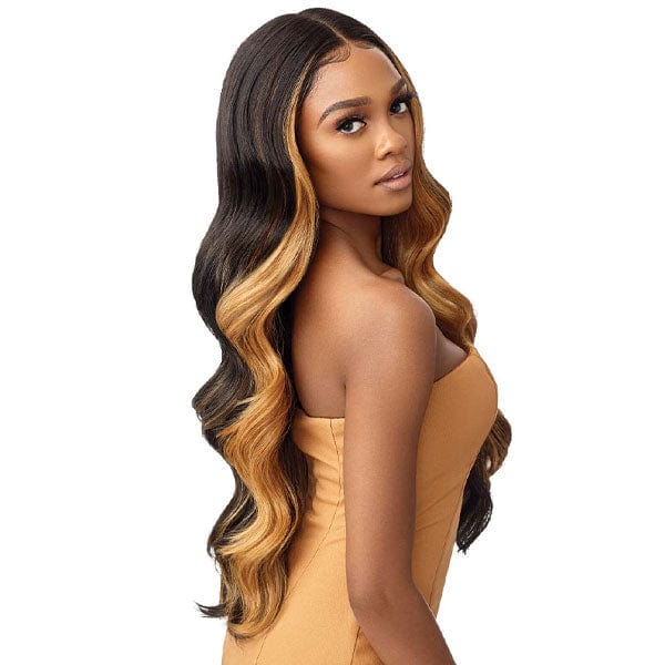Outre Synthetic Melted Hairline HD Lace Front Wig - MANUELLA - Mose Wig