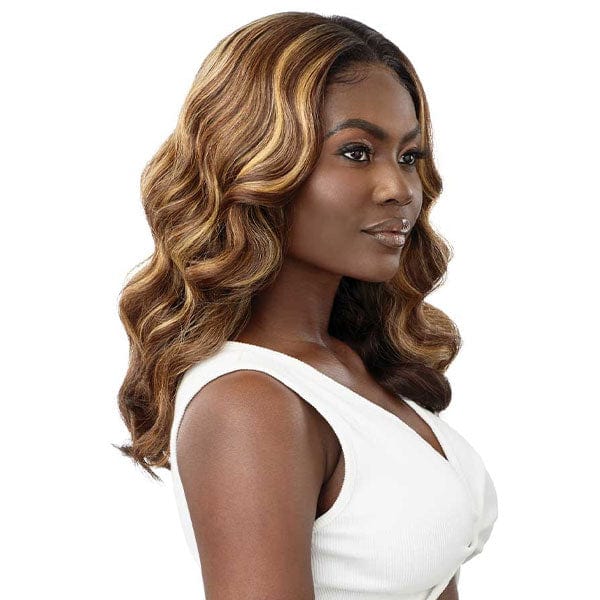 Outre Perfect Hairline Synthetic 13x4 Lace Frontal Wig - GELORA - Mose Wig