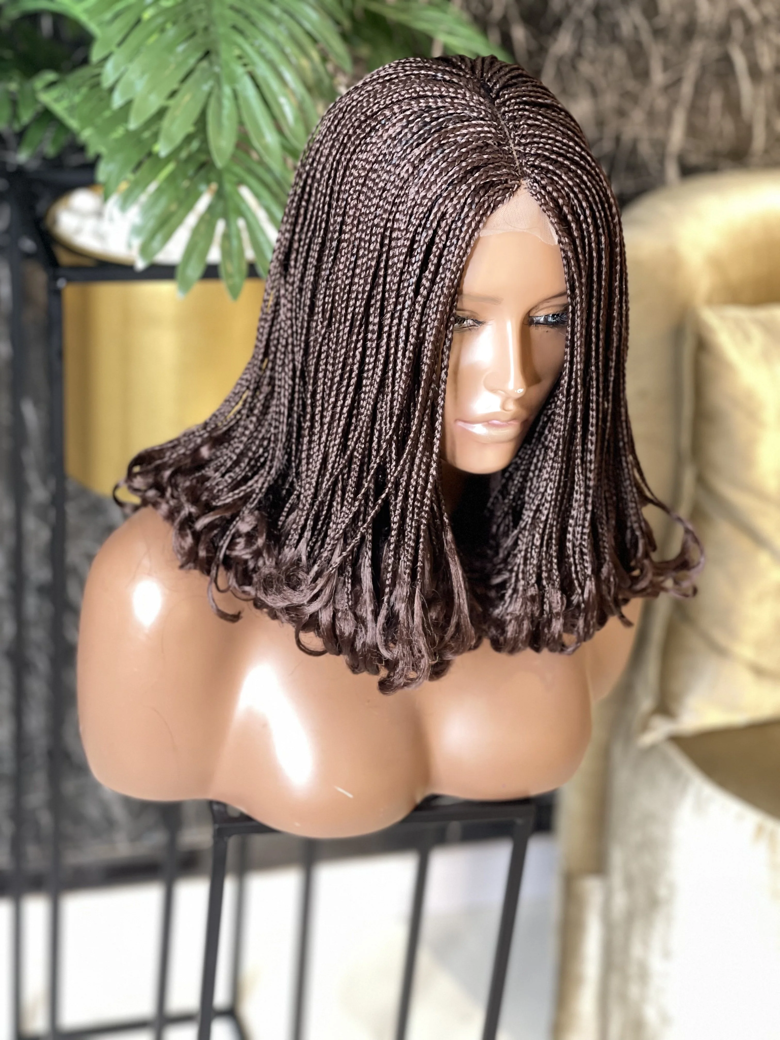 Asake Unit - Short Bob wig with Curled Tips - Mose Wig