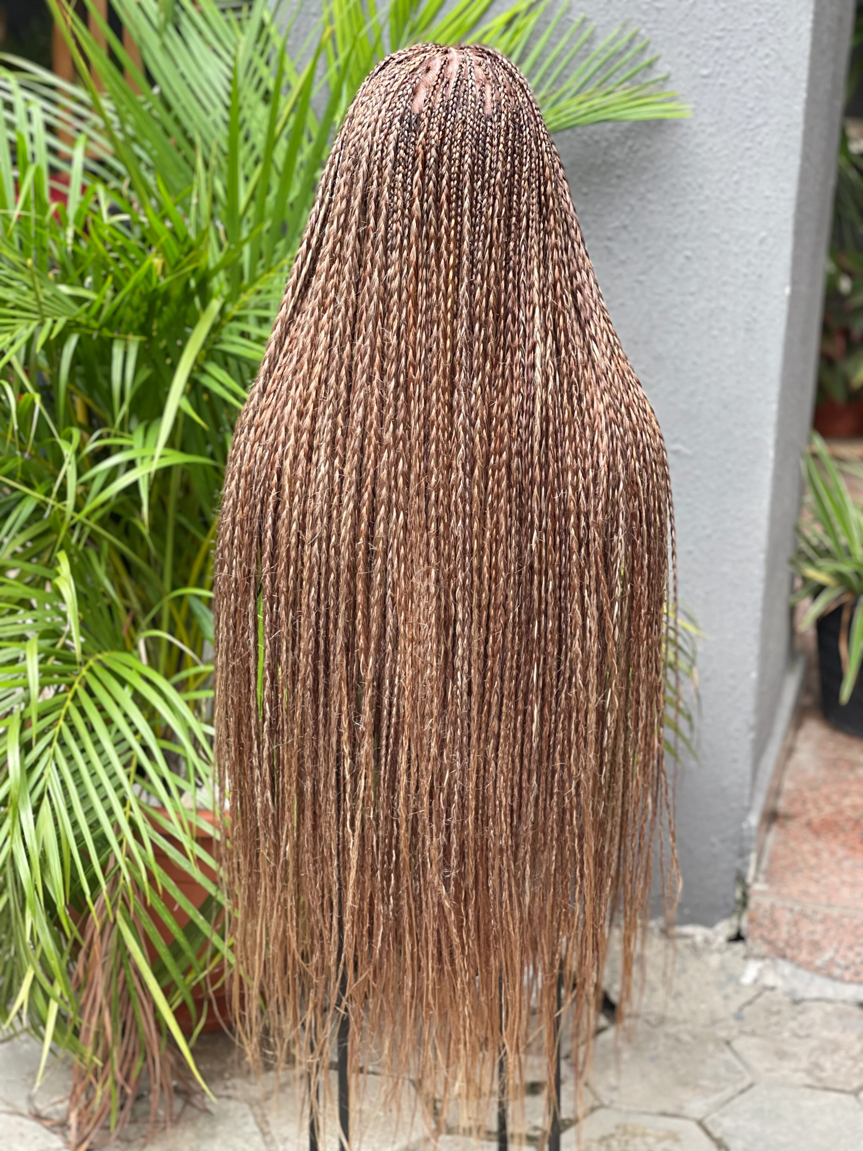 Knotless Loose Braids Unit - Mose Wig