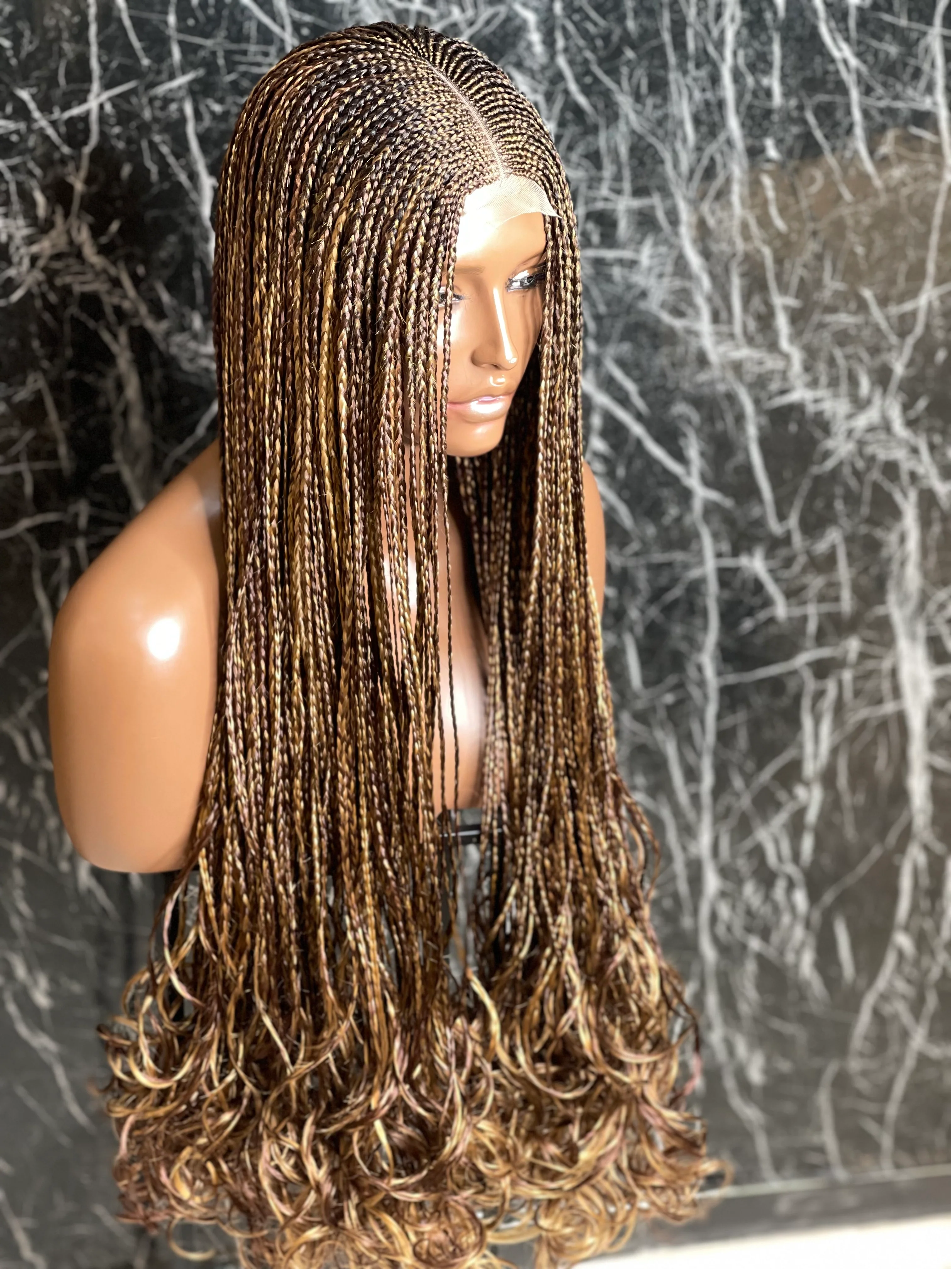 Sisi Wavy Fulani unit - Mose Wig