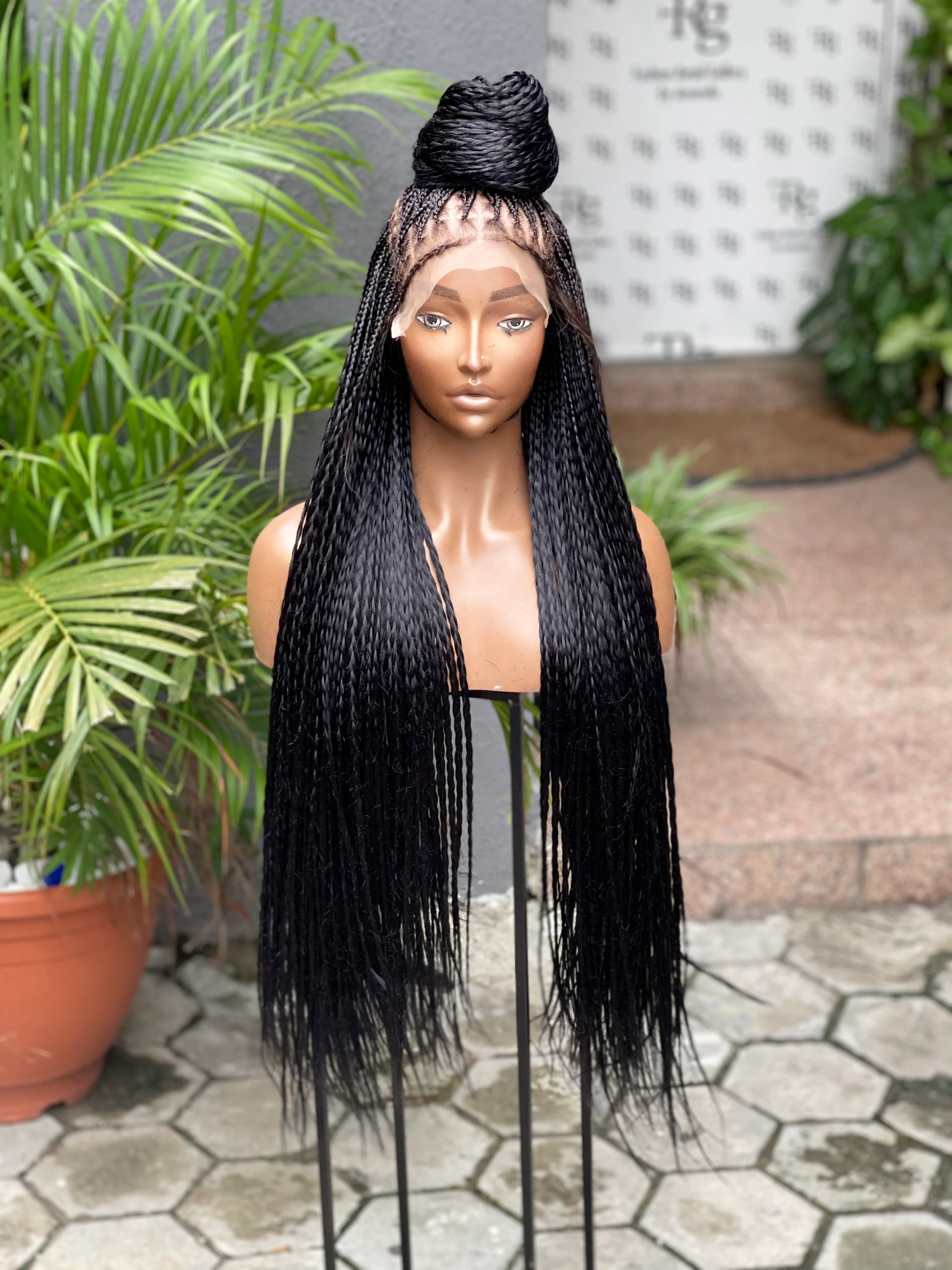 Knotless Loose Braids Unit - Mose Wig